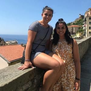 Meet your Posher, Sara